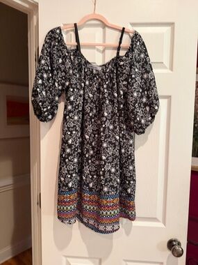 bailey blue Black and White Floral Mini Dress with Multicolor Border